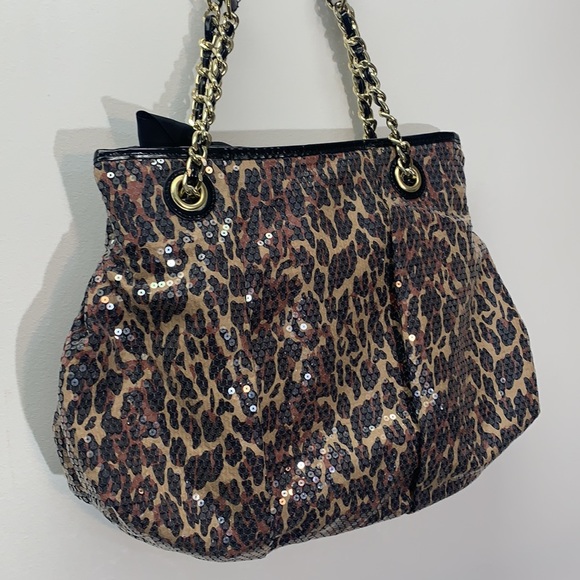 BETSEY JOHNSON gorgeous sequins purse great condition❤️ - Picture 8 of 11